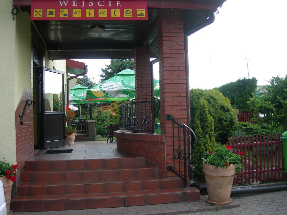 Zajazd Podjadek Osjakow Exterior photo